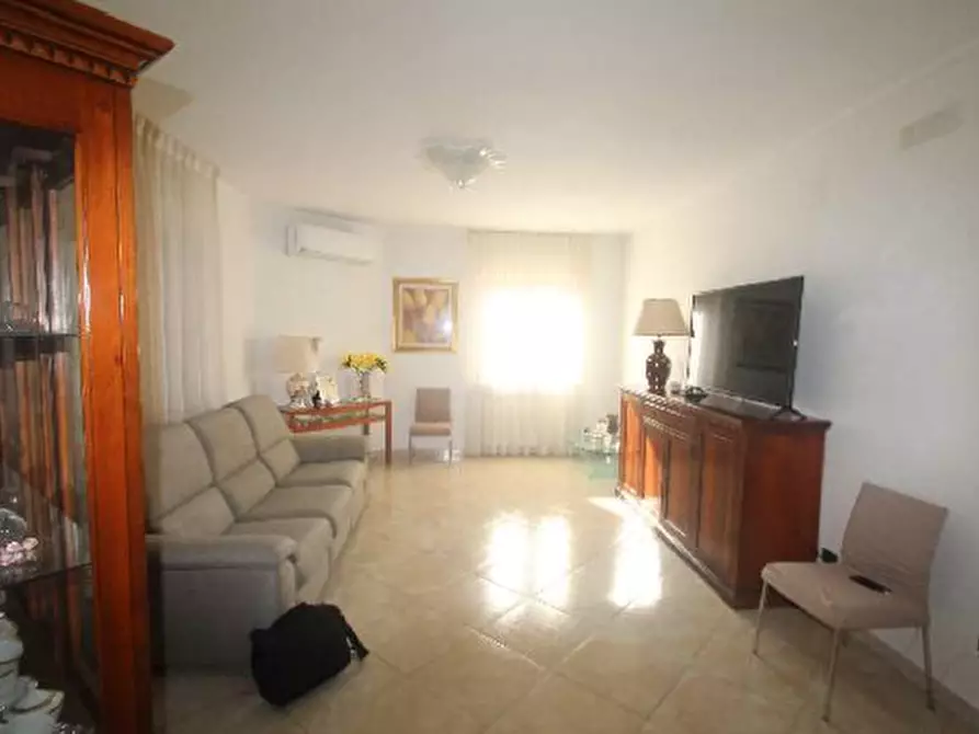 Immagine 6 di Appartamento in vendita  in Frazione Taverna, via Alessandro Manzoni, 128 a Montalto Uffugo