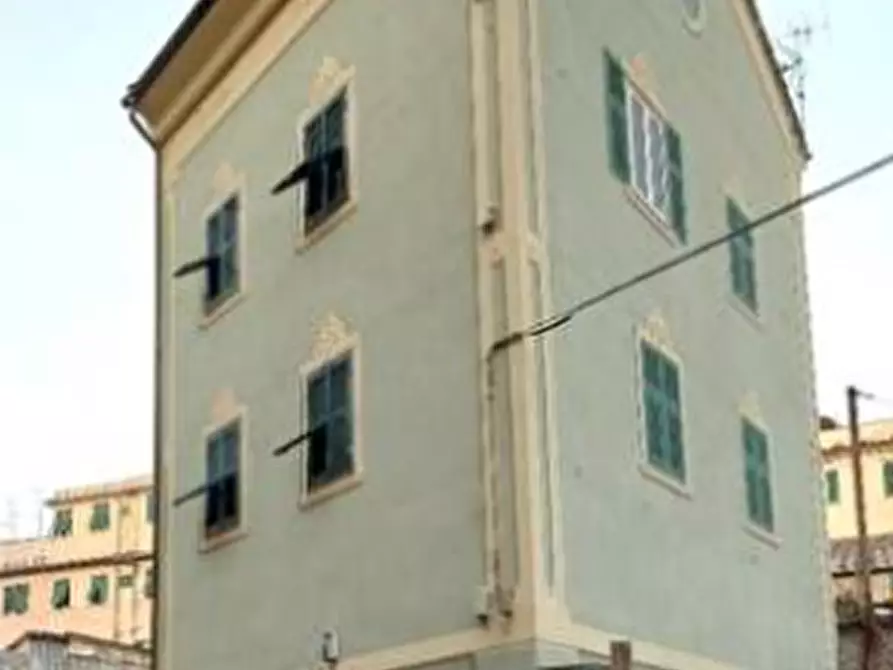 Immagine 3 di Quadrilocale in vendita  a Genova