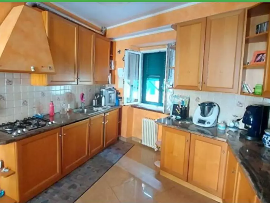 Immagine 7 di Quadrilocale in vendita  a Genova