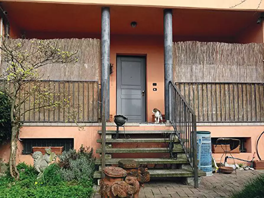 Immagine 3 di Quadrilocale in vendita  in Via San Rocco a Zeccone