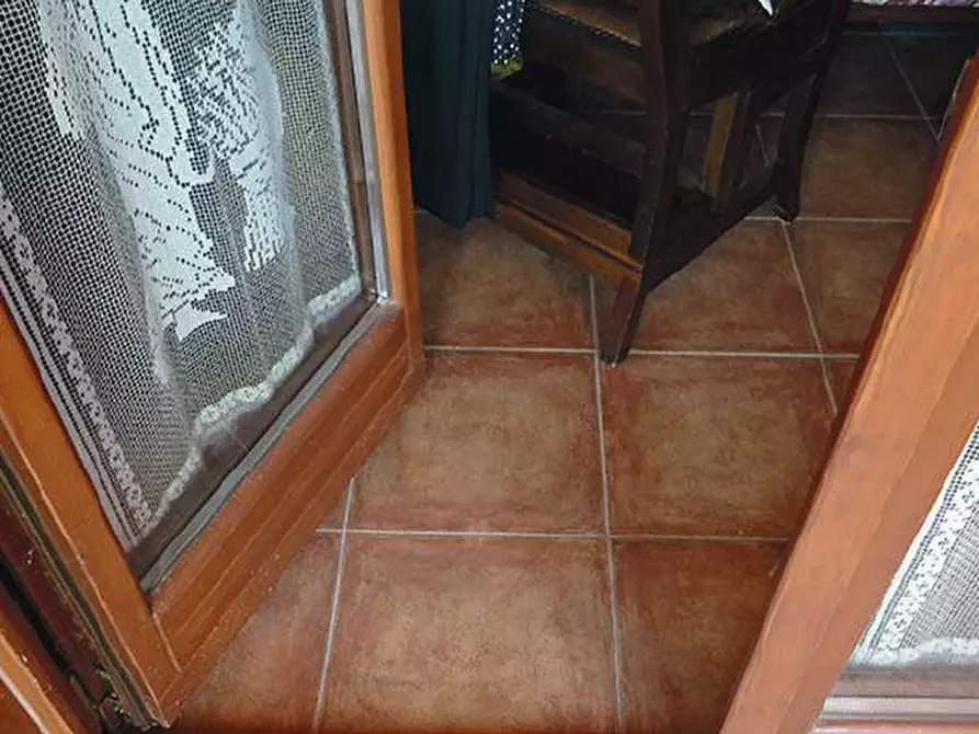 Immagine 14 di Quadrilocale in vendita  in Via San Rocco a Zeccone