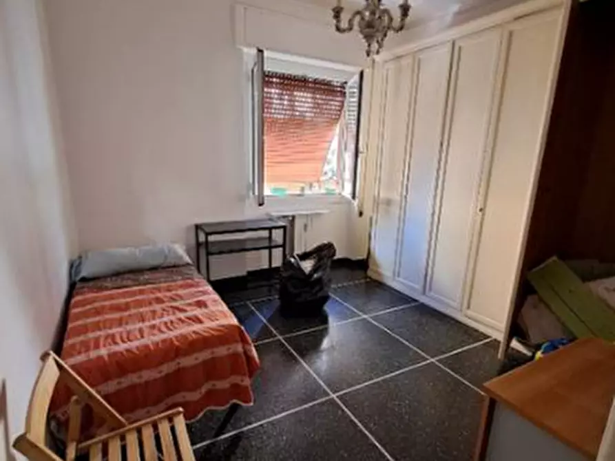 Immagine 10 di Appartamento in vendita  in Via Bordighera 11 a Genova