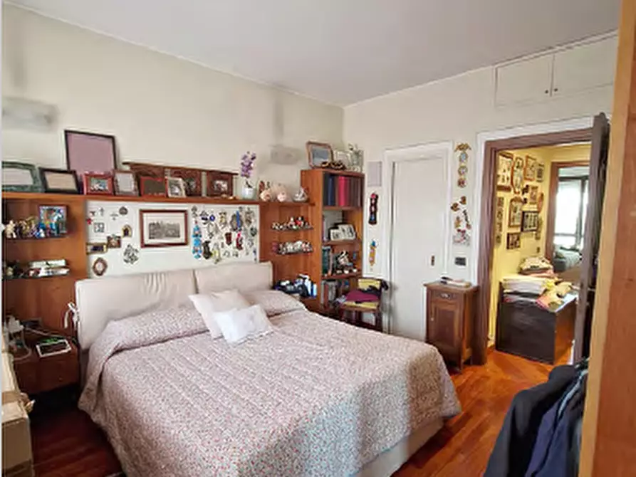 Immagine 15 di Appartamento in vendita  in Viale Faenza a Milano