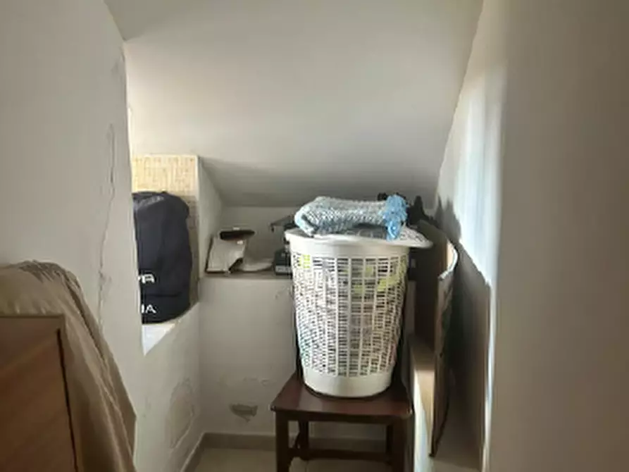 Immagine 10 di Appartamento in vendita  in Via Nazareth 23 a Napoli