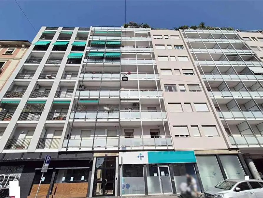 Immagine 4 di Appartamento in vendita  in Viale Monza 41 a Milano