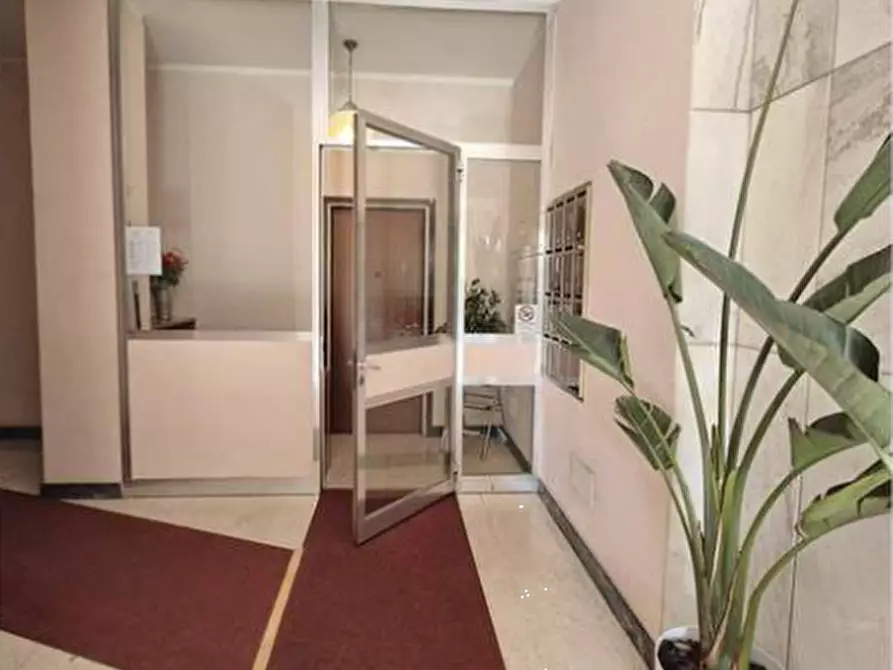 Immagine 6 di Appartamento in vendita  in Viale Monza 41 a Milano