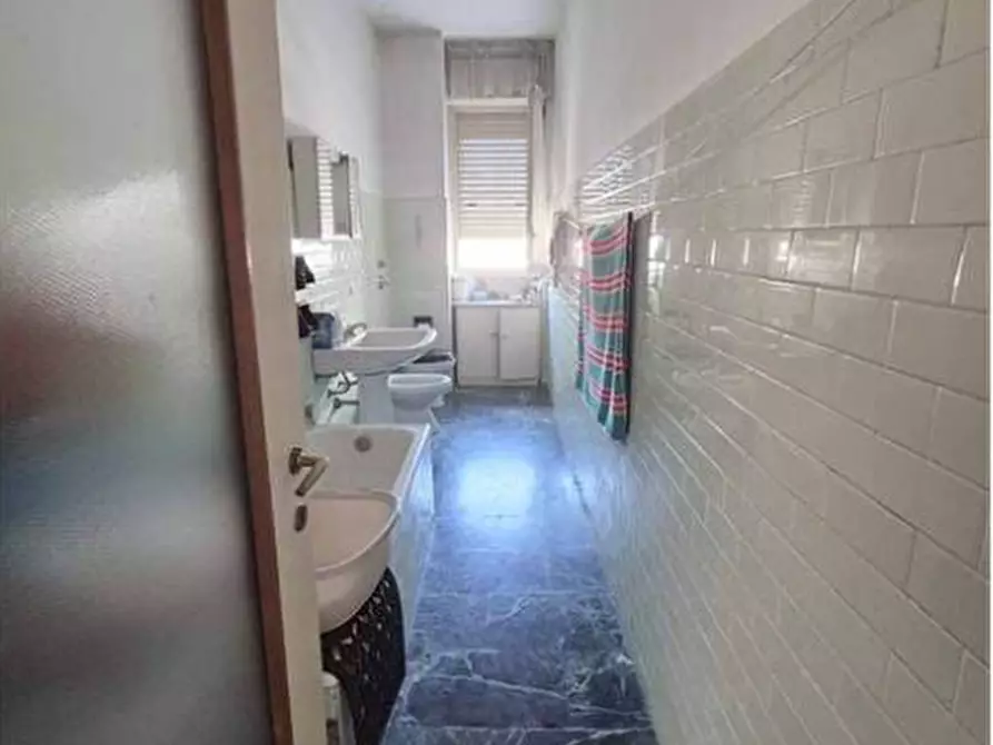 Immagine 14 di Appartamento in vendita  in Viale Monza 41 a Milano