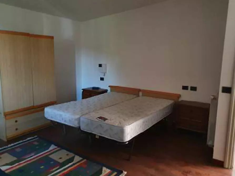 Immagine 10 di Villa in vendita  in Via Sant'Anna a Guardia Sanframondi