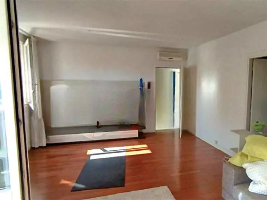 Immagine 8 di Appartamento in vendita  in Via Jacopo Crescini 76 a Padova