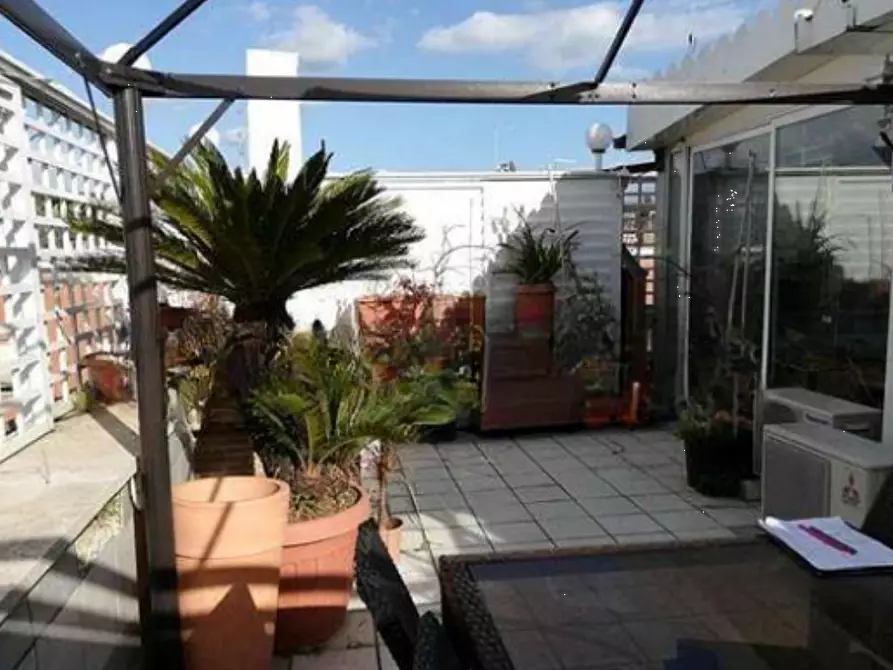 Immagine 14 di Attico in vendita  in Via Franco Sacchetti 131 a Roma