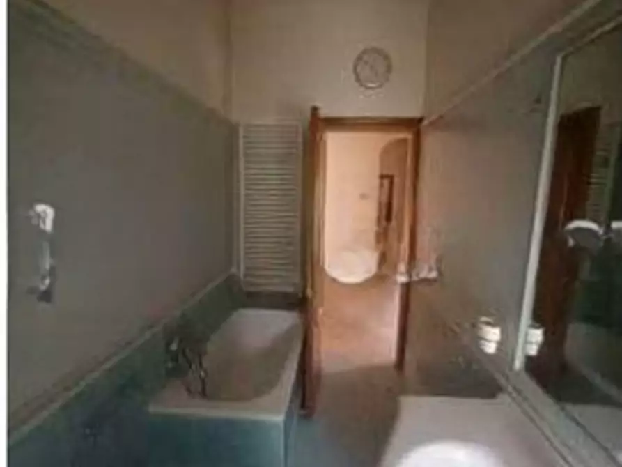 Immagine 15 di Appartamento in vendita  in Via Casatenovo 32 a Roma