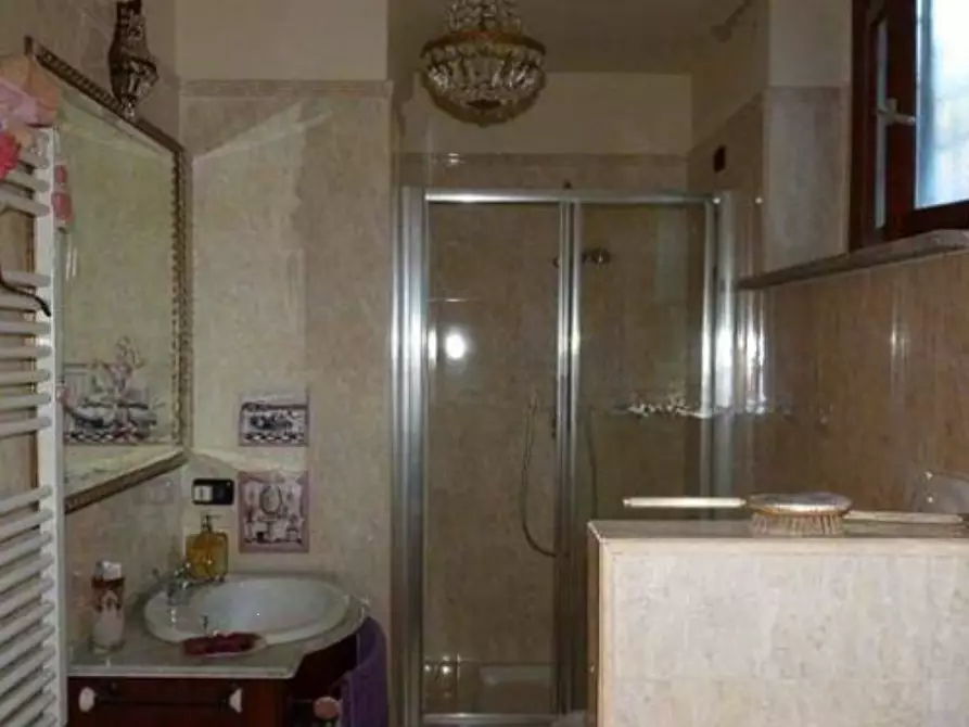 Immagine 14 di Villetta a schiera in vendita  in via Valle Aurina 1/C a Roma