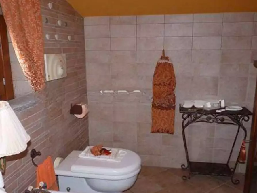 Immagine 15 di Villetta a schiera in vendita  in via Valle Aurina 1/C a Roma