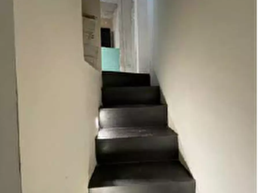 Immagine 12 di Appartamento in vendita  in Piazzetta durante 2 a Napoli