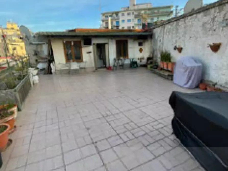 Immagine 14 di Appartamento in vendita  in Piazzetta durante 2 a Napoli