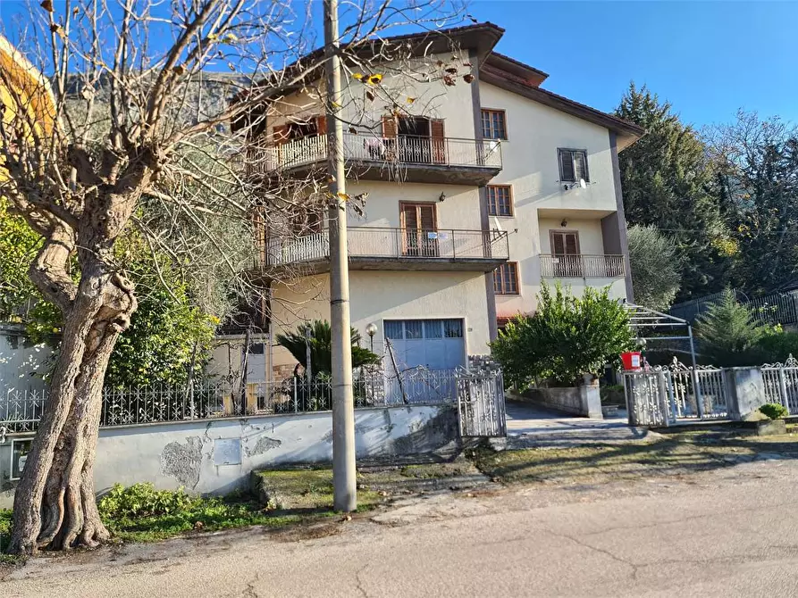 Immagine 5 di Stabile in vendita  in Via San Rocco 10 a Foglianise