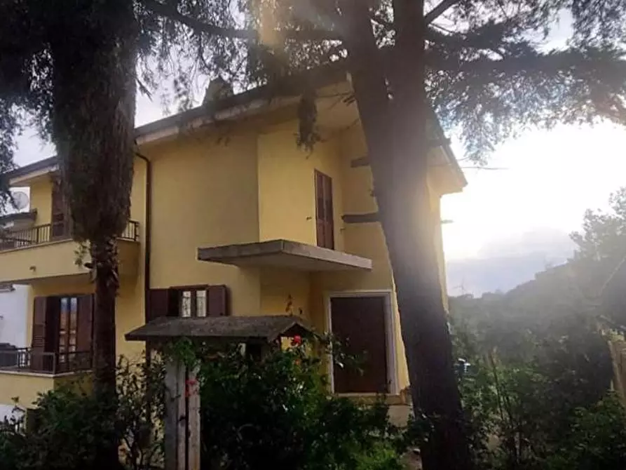Immagine 2 di Villetta a schiera in vendita  in Via Magna Grecia a Terranova Da Sibari