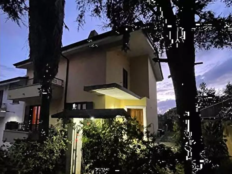 Immagine 5 di Villetta a schiera in vendita  in Via Magna Grecia a Terranova Da Sibari