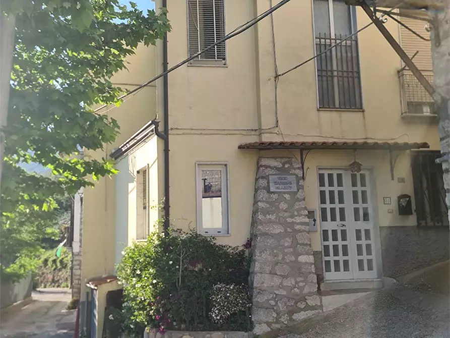 Immagine 4 di Appartamento in vendita  in Via Leschito a Foglianise