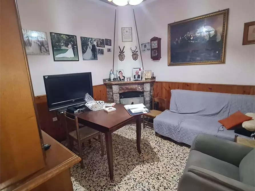 Immagine 6 di Appartamento in vendita  in Via Leschito a Foglianise