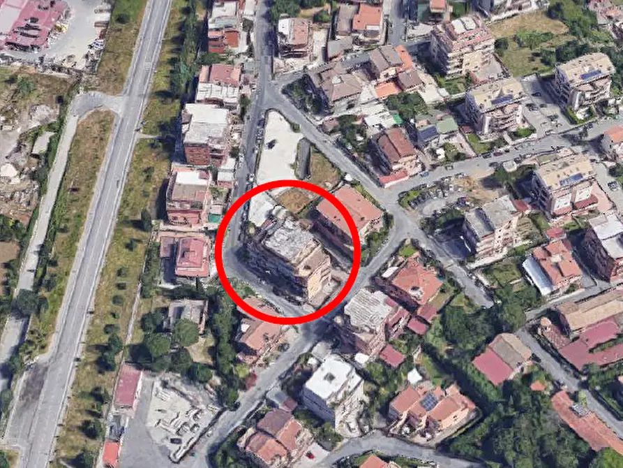 Immagine 2 di Appartamento in vendita  a Roma