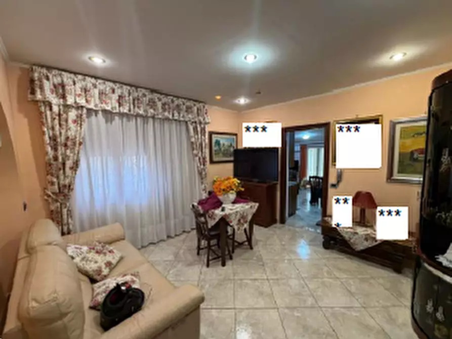 Immagine 5 di Appartamento in vendita  a Roma