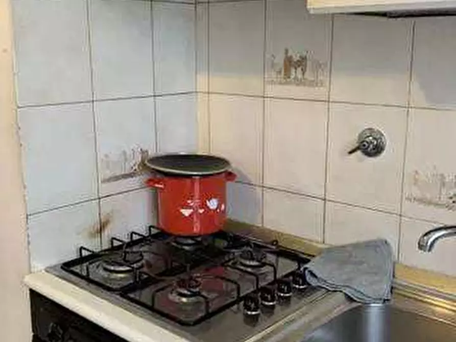 Immagine 4 di Appartamento in vendita  a Firenze