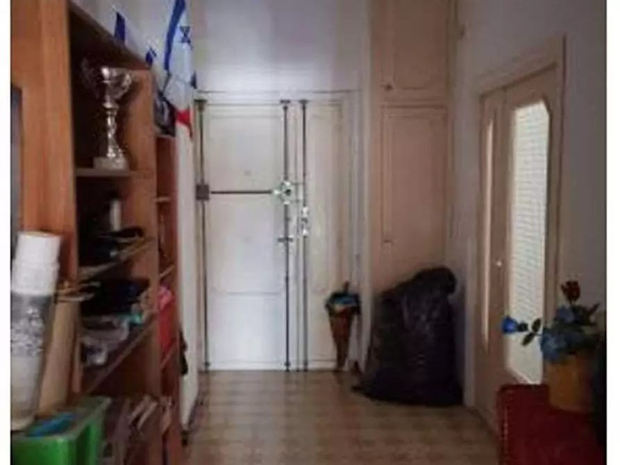 Immagine 5 di Appartamento in vendita  a Anzio