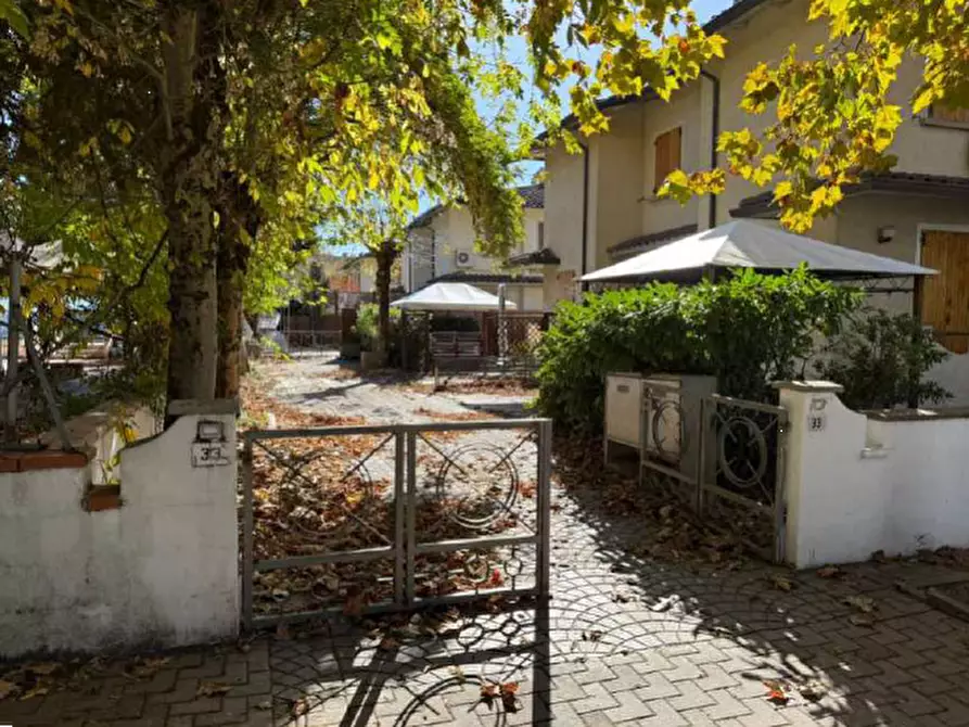 Immagine 4 di Casa indipendente in vendita  a Ravenna