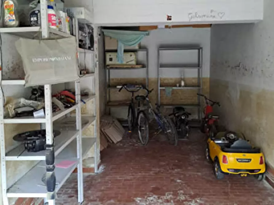 Immagine 12 di Appartamento in vendita  a Montemurlo