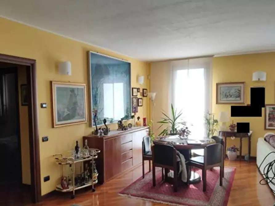 Immagine 11 di Appartamento in vendita  in Via Andrea Appiani 27 a Merone