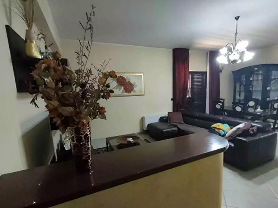 Immagine 9 di Appartamento in vendita  in Via Pietro Mancini a Cariati