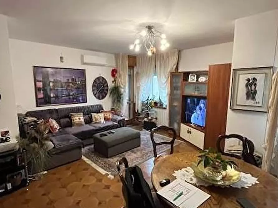 Immagine 12 di Appartamento in vendita  in Via vigorelli a Casteggio