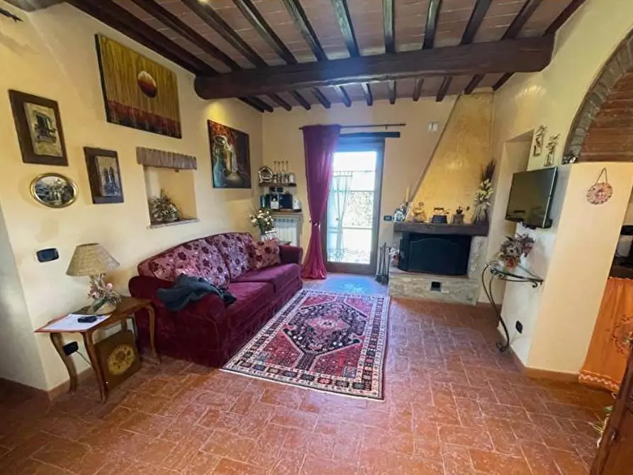Immagine 7 di Appartamento in vendita  in Località Caduta 6 a Poggibonsi