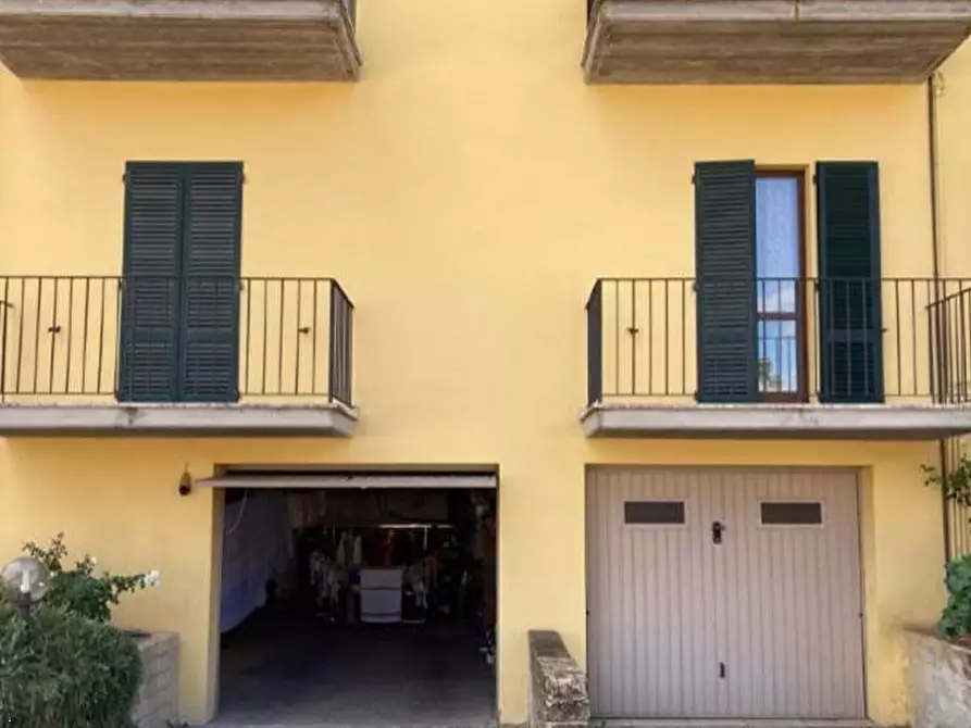 Immagine 2 di Appartamento in vendita  in Via Scoccimarro a Sinalunga