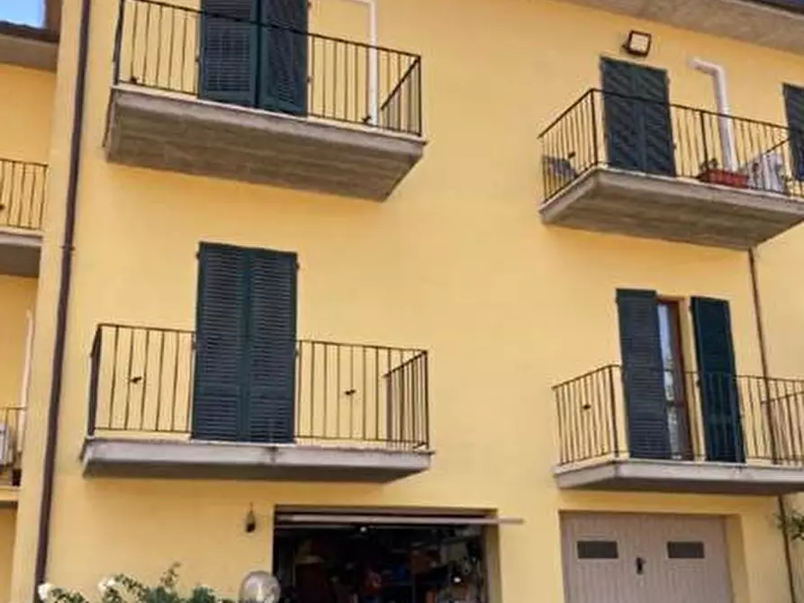 Immagine 3 di Appartamento in vendita  in Via Scoccimarro a Sinalunga
