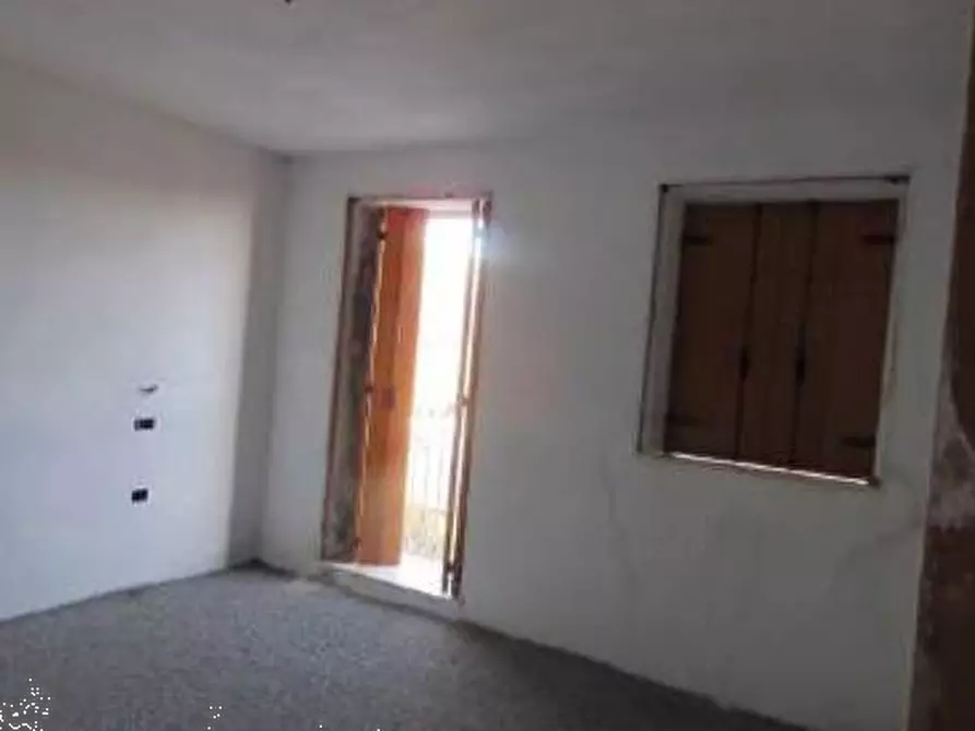 Immagine 5 di Quadrilocale in vendita  in Contrada Bertacchi a Lusiana Conco