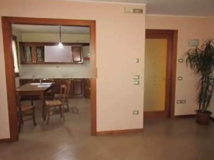 Immagine 22 di Quadrilocale in vendita  in Contrada Bertacchi a Lusiana Conco