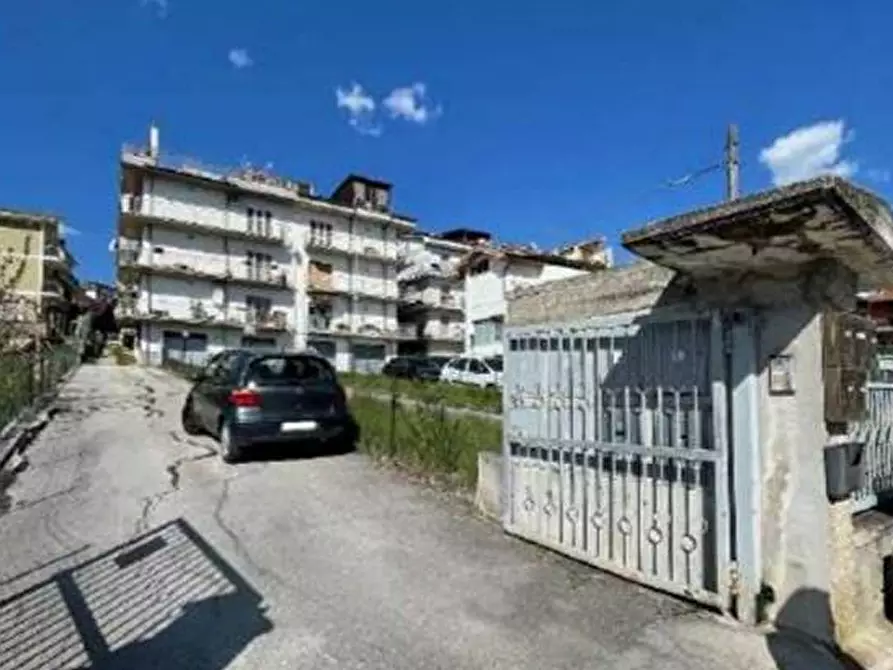 Immagine 19 di Quadrilocale in vendita  in  Valle Madonna  63 a Pratola Peligna