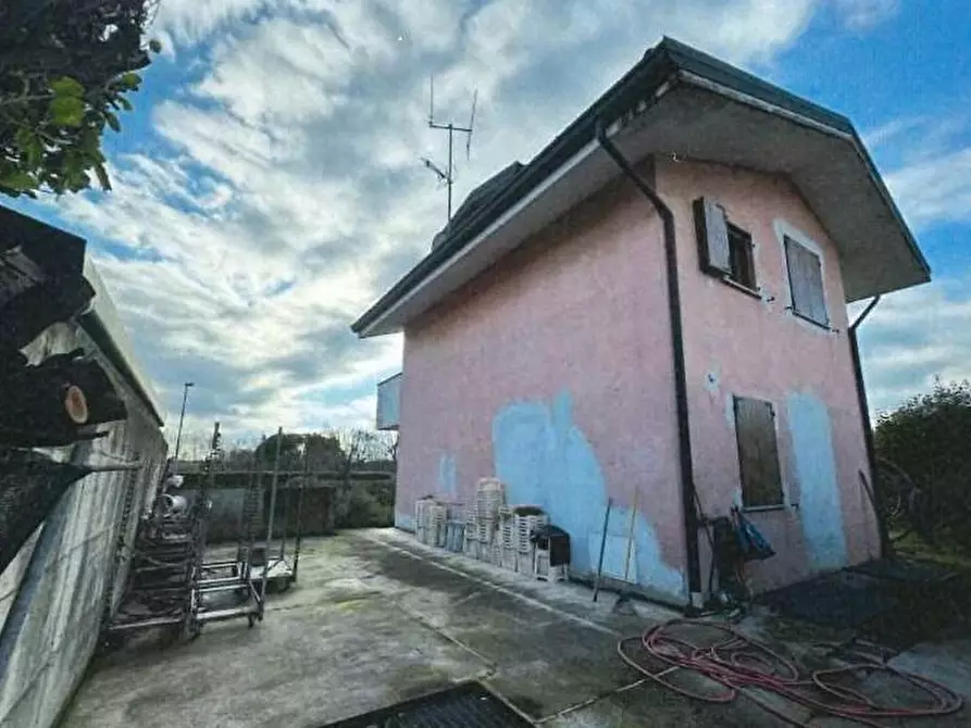 Immagine 4 di Trilocale in vendita  in Giuseppe Verdi 25 a Molteno