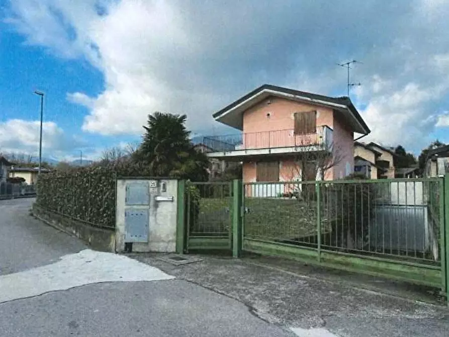 Immagine 7 di Trilocale in vendita  in Giuseppe Verdi 25 a Molteno