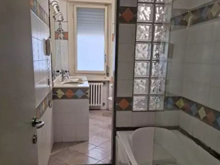 Immagine 6 di Trilocale in vendita  in LUIGI FEDERICO MENABREA 8 a Firenze