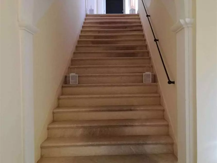 Immagine 7 di Villa in vendita  a Silvi