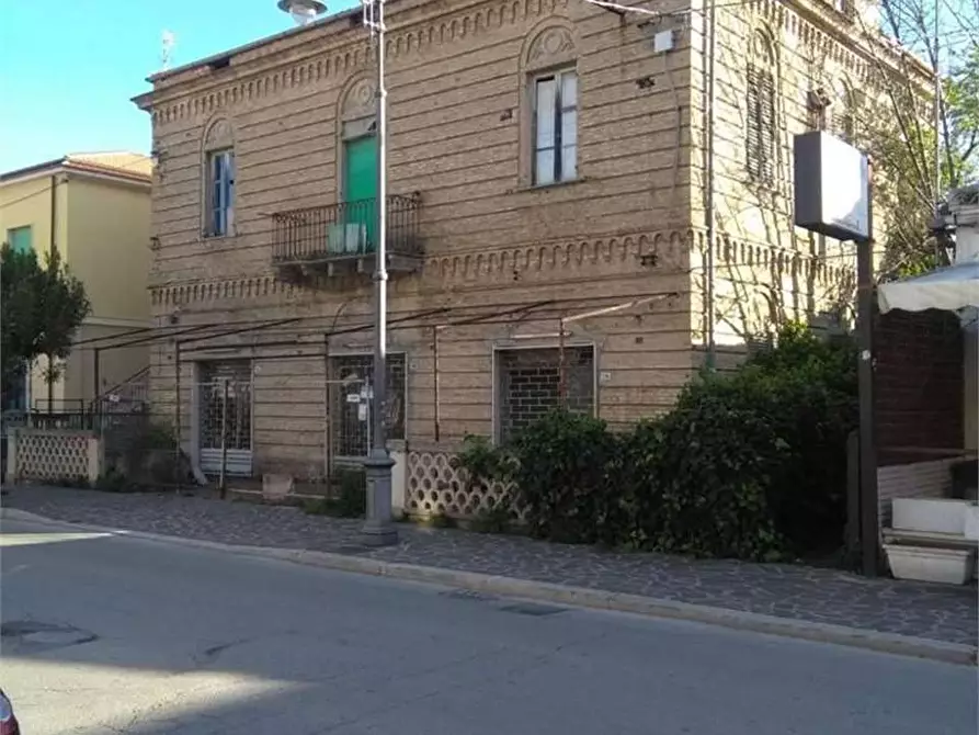 Immagine 3 di Rustico / casale in vendita  a Silvi