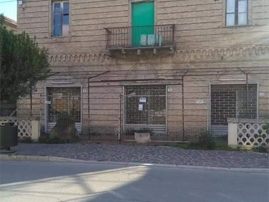 Immagine 4 di Rustico / casale in vendita  a Silvi