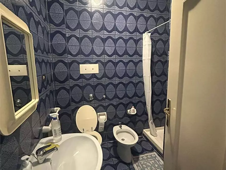 Immagine 12 di Quadrilocale in vendita  in Luigi Pierangeli 33 a Pescara