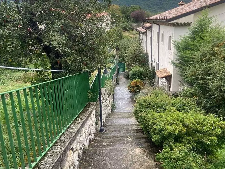Immagine 2 di Villetta a schiera in affitto  in Sotto I Cerri 3 a Civitella Alfedena