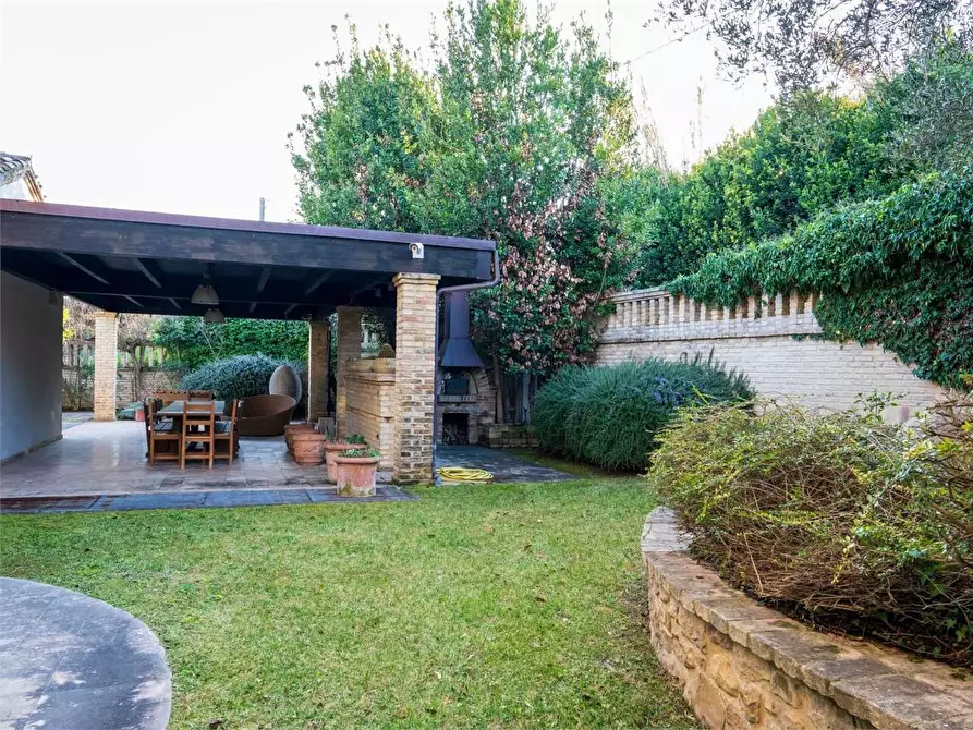 Immagine 27 di Villa in vendita  a Santa Maria Imbaro
