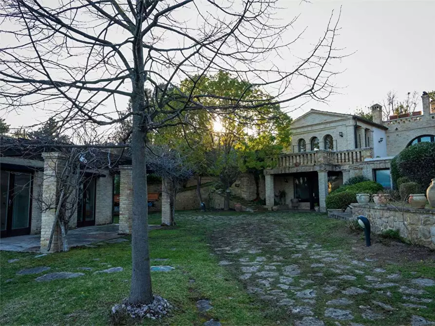 Immagine 36 di Villa in vendita  a Santa Maria Imbaro