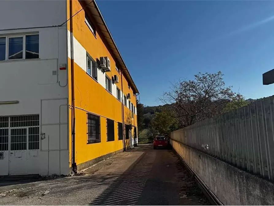 Immagine 2 di Capannone industriale in vendita  in Pietro Nenni a Pescara